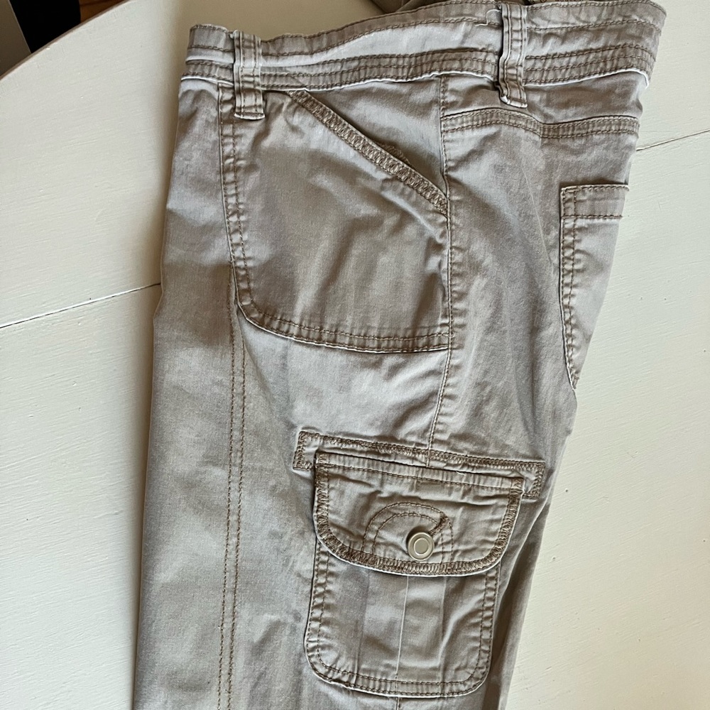 Capris pants